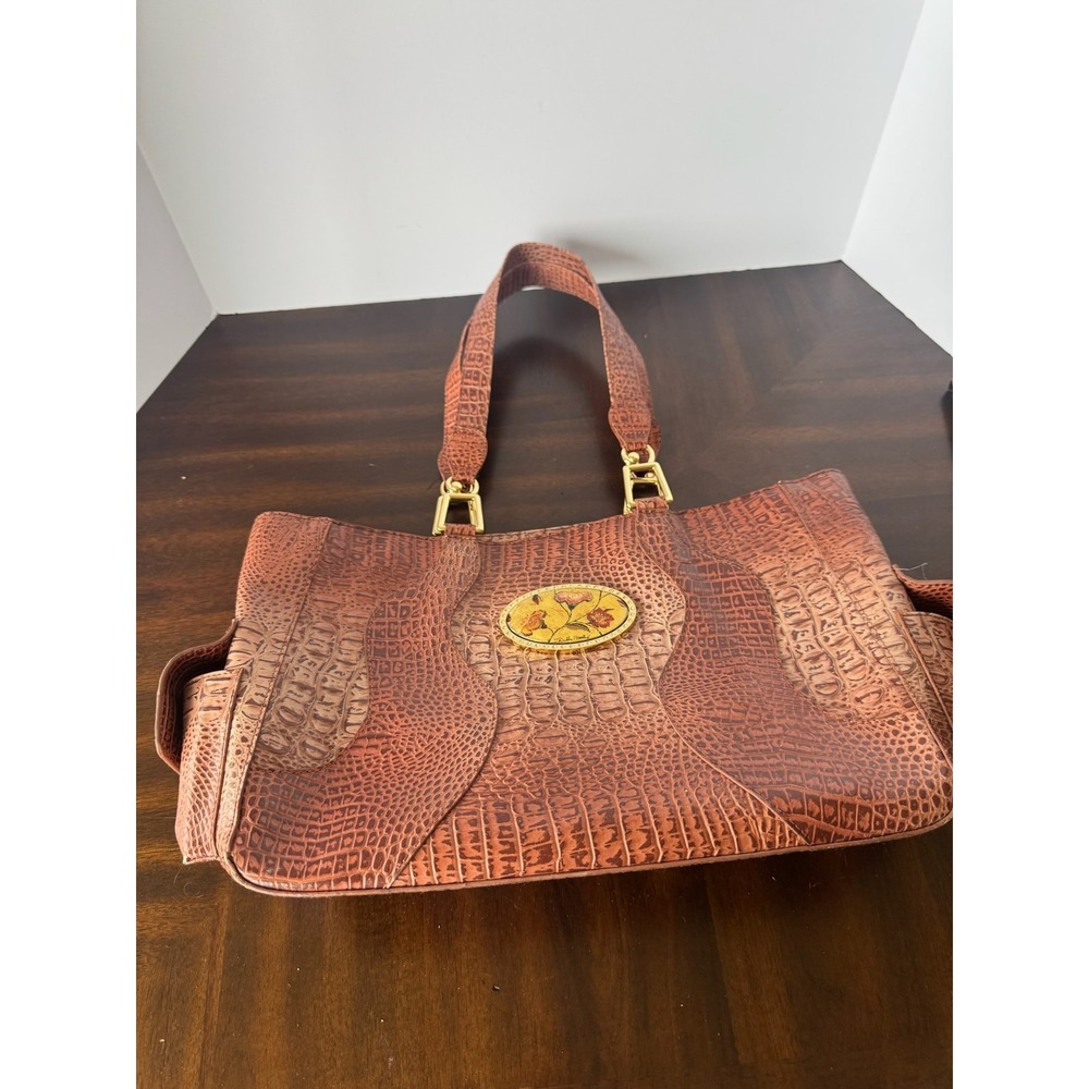 Debbie Brooks New York Embossed Croc Handbag Floral Plate Gold Hardware‎